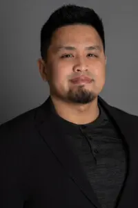 https://agent-headshots-prod.s3.us-west-2.amazonaws.com/0051I000005WyrOQAS.jpg