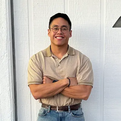 https://agent-headshots-prod.s3.us-west-2.amazonaws.com/005TQ0000067ocXYAQ.png