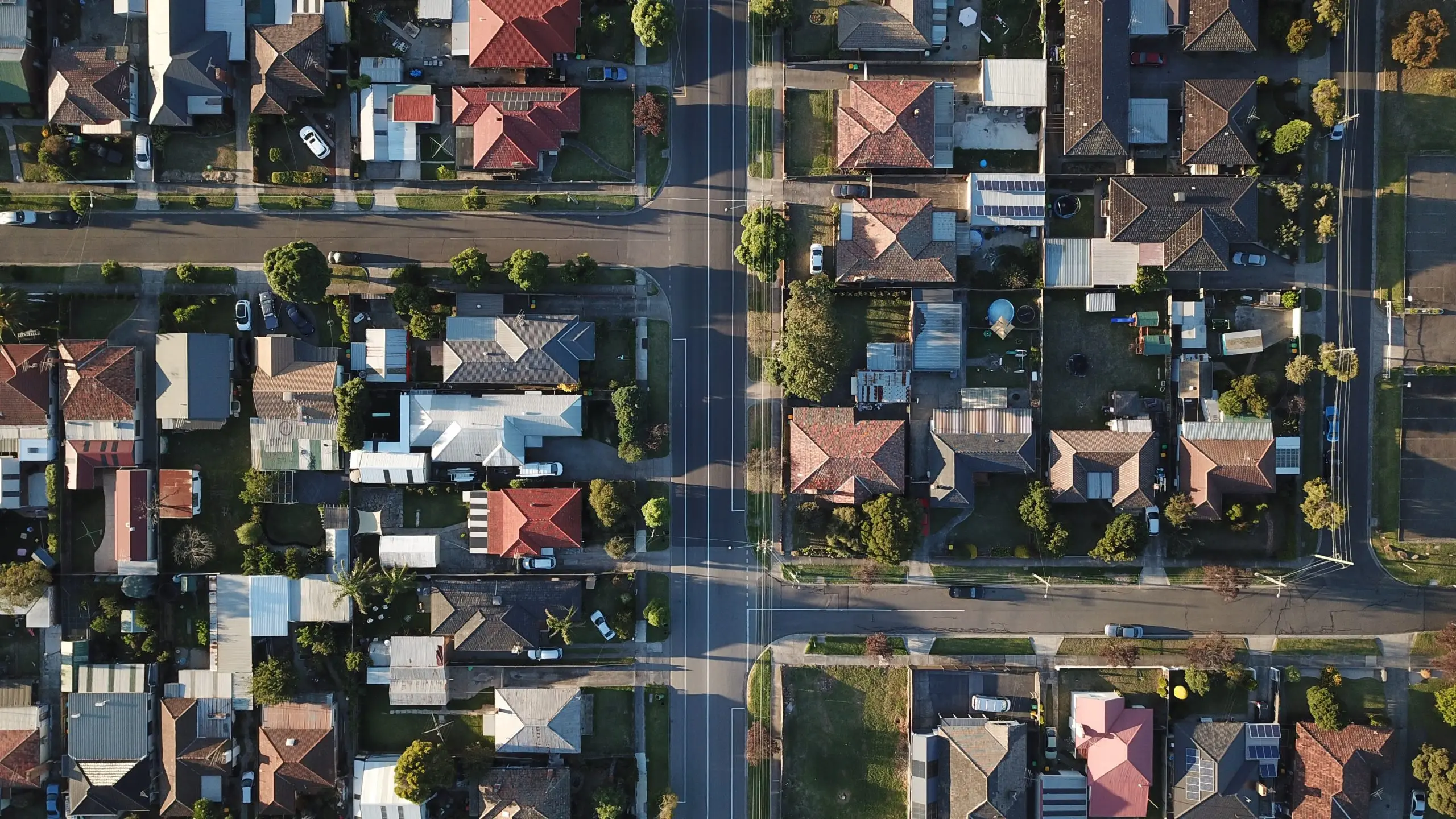 https://www.newwestern.com/wp-content/uploads/2025/04/tom-rumble-7lvzopTxjOU-unsplash-scaled.jpg