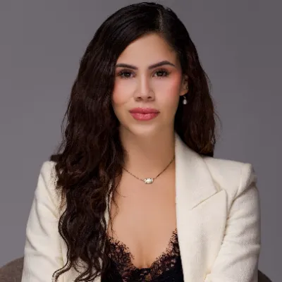 https://agent-headshots-prod.s3.us-west-2.amazonaws.com/0058W00000A4kuYQAR.png
