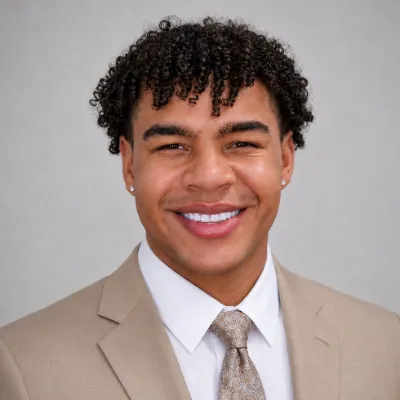 https://agent-headshots-prod.s3.us-west-2.amazonaws.com/005VX00000VAsWlYAL.png